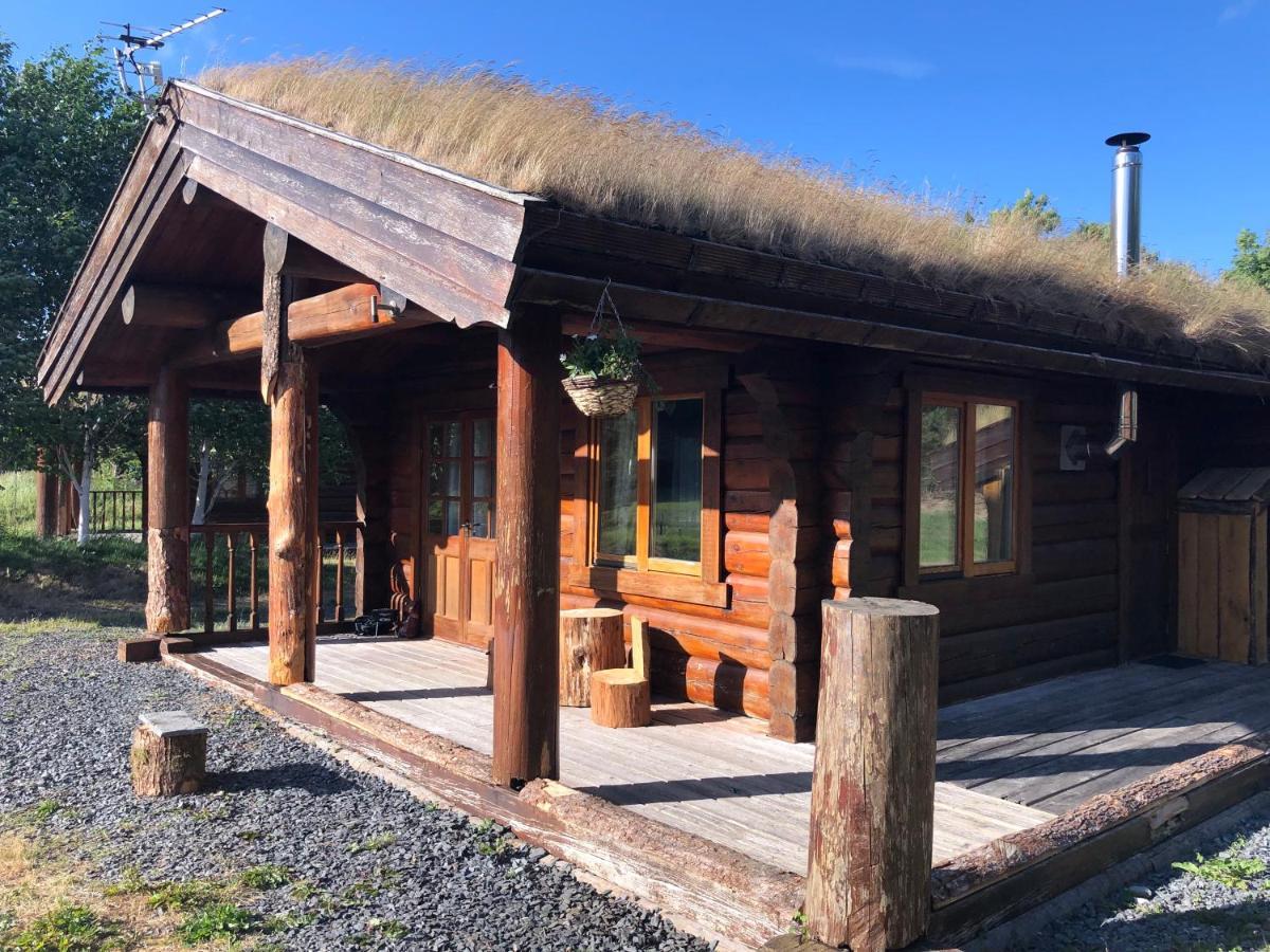 Log Home Village Ulverston Exterior foto